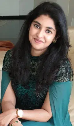  Mariam Khawer