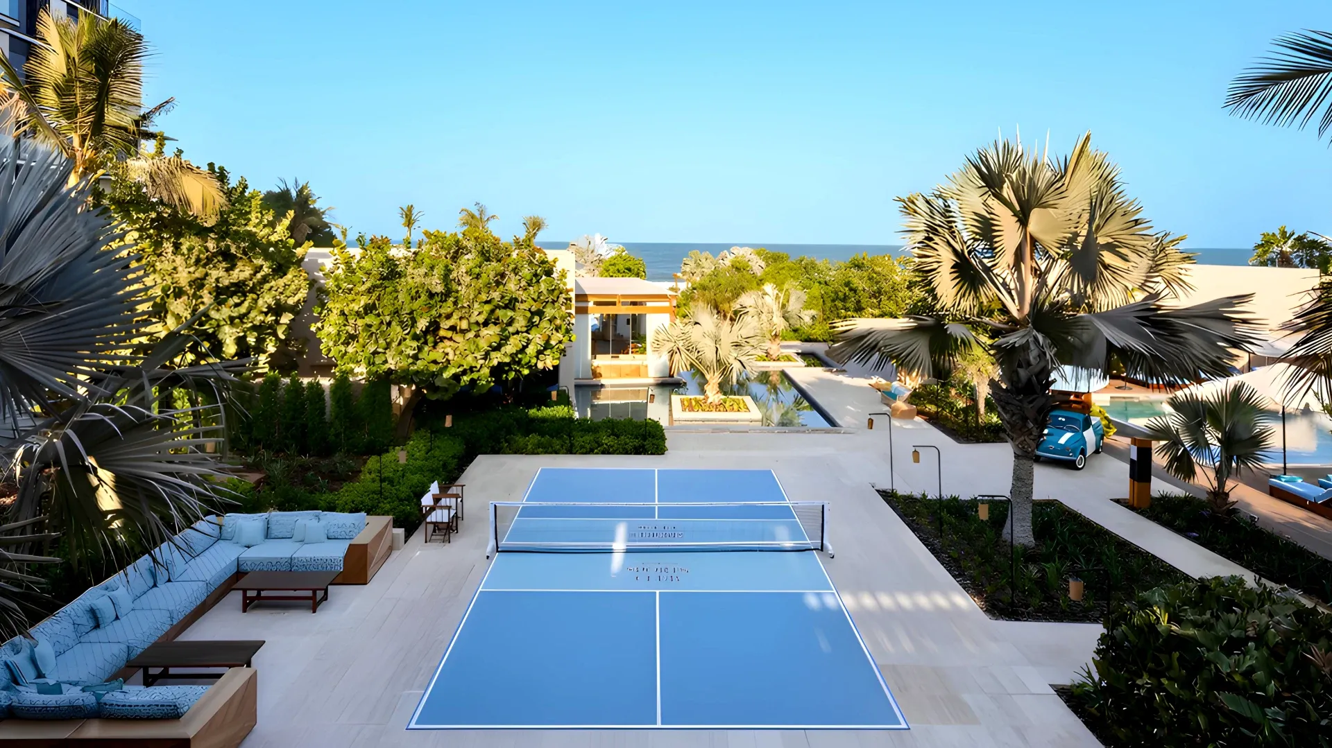 La Cantine Beach.webp