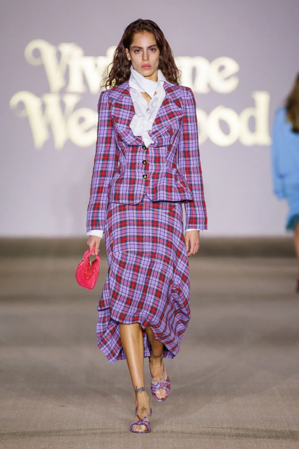 RFW_2025_Vivienne_Westwood_Look_06.webp