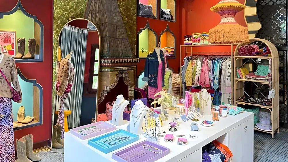 Caravana Concept Store Dubai — sustainable fashion and handcrafted pieces.webp