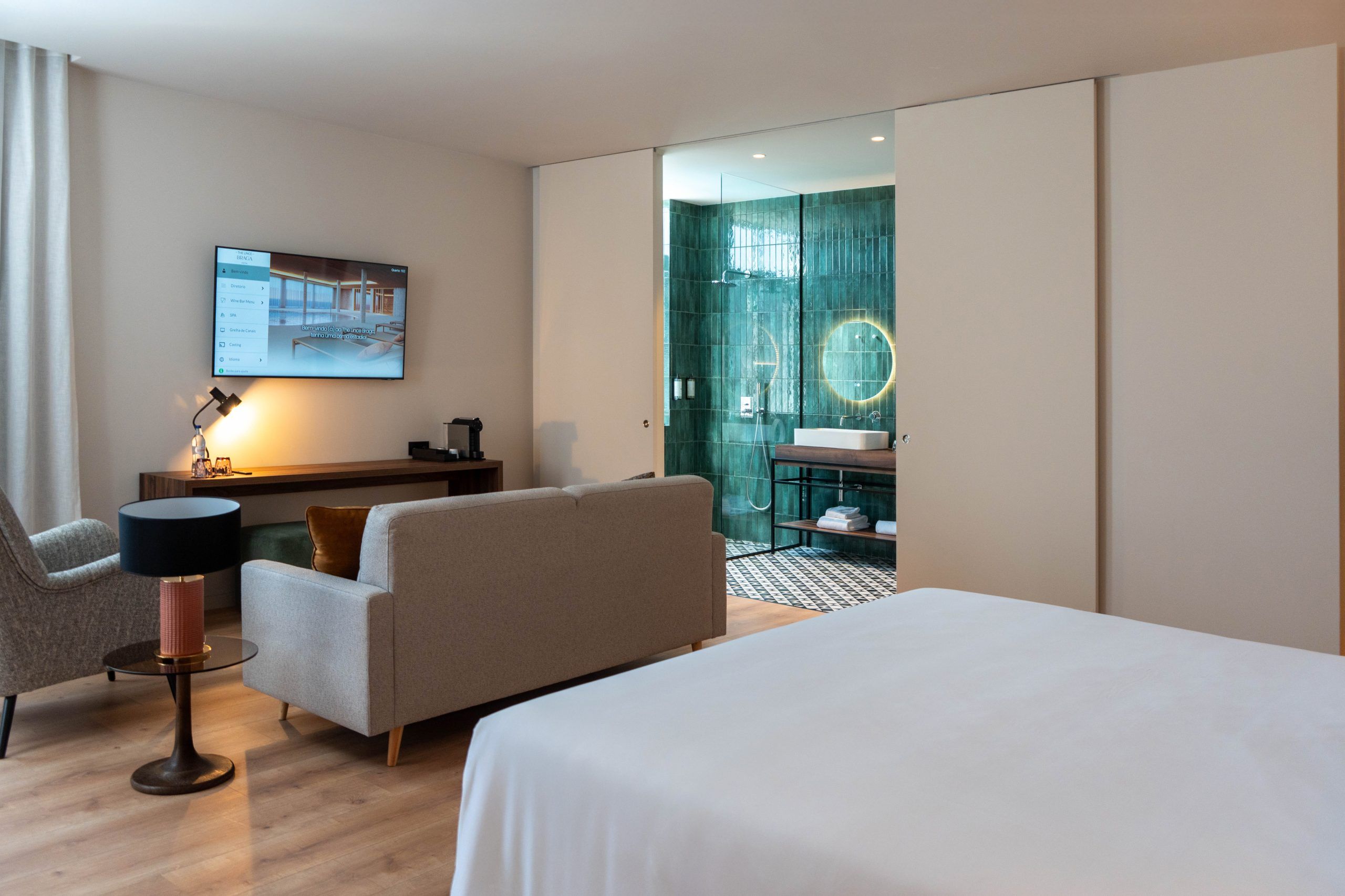 7 (1).jpg